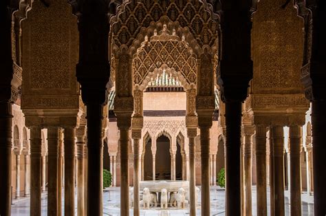 Alhambra – Một Biểu Tượng Kiến Trúc Hồi Giáo Tuyệt Phẩm!