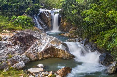 Thác nước Giang Long: Làn Sương Mây Rơi Xuyên Tâm Canh